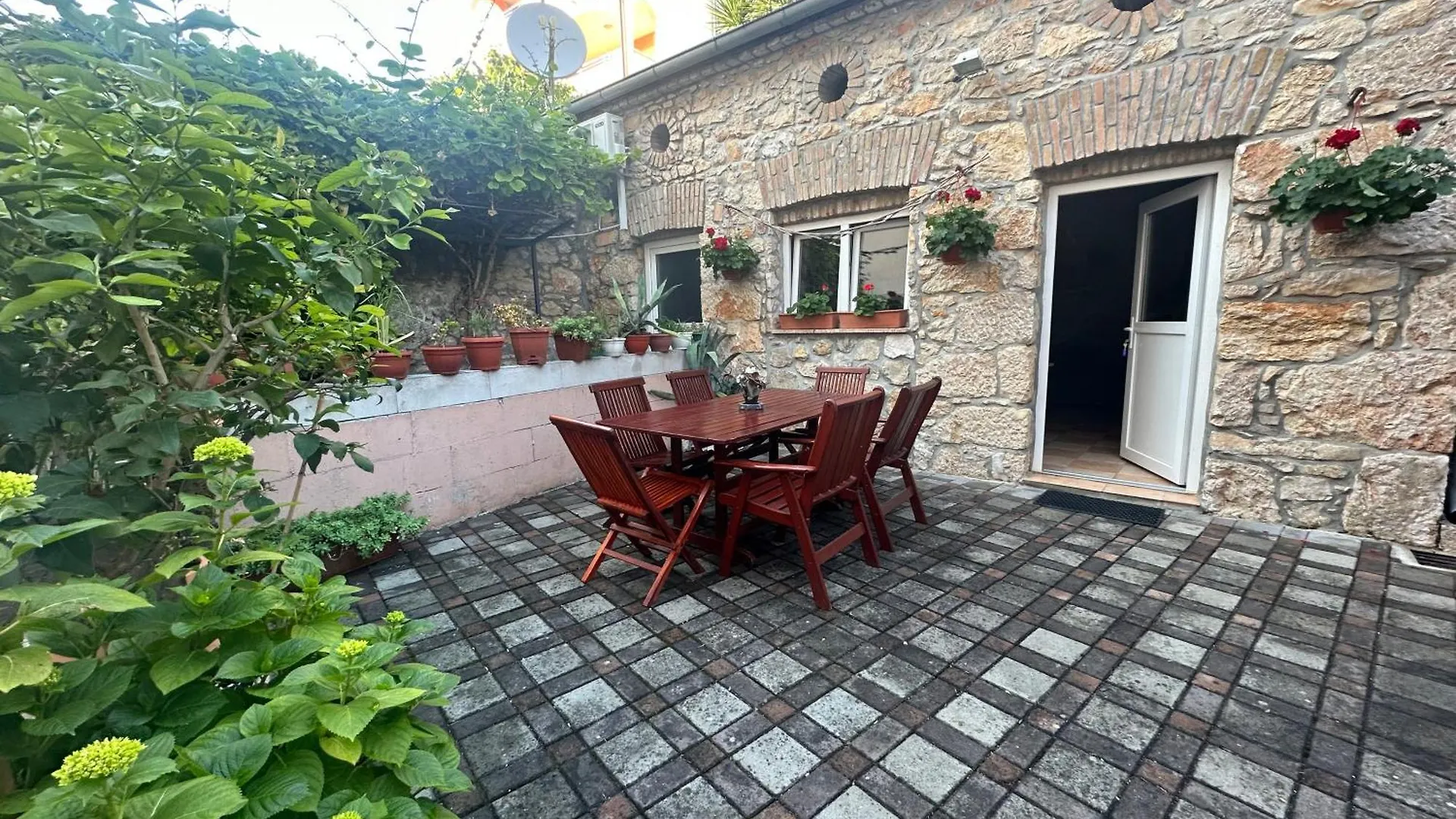 Tiny House With Garden Apartment Crikvenica