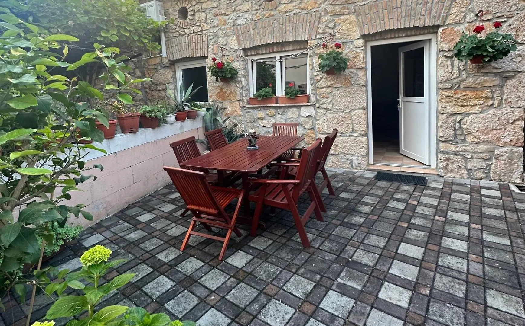 Tiny House With Garden Apartment Crikvenica Croatia